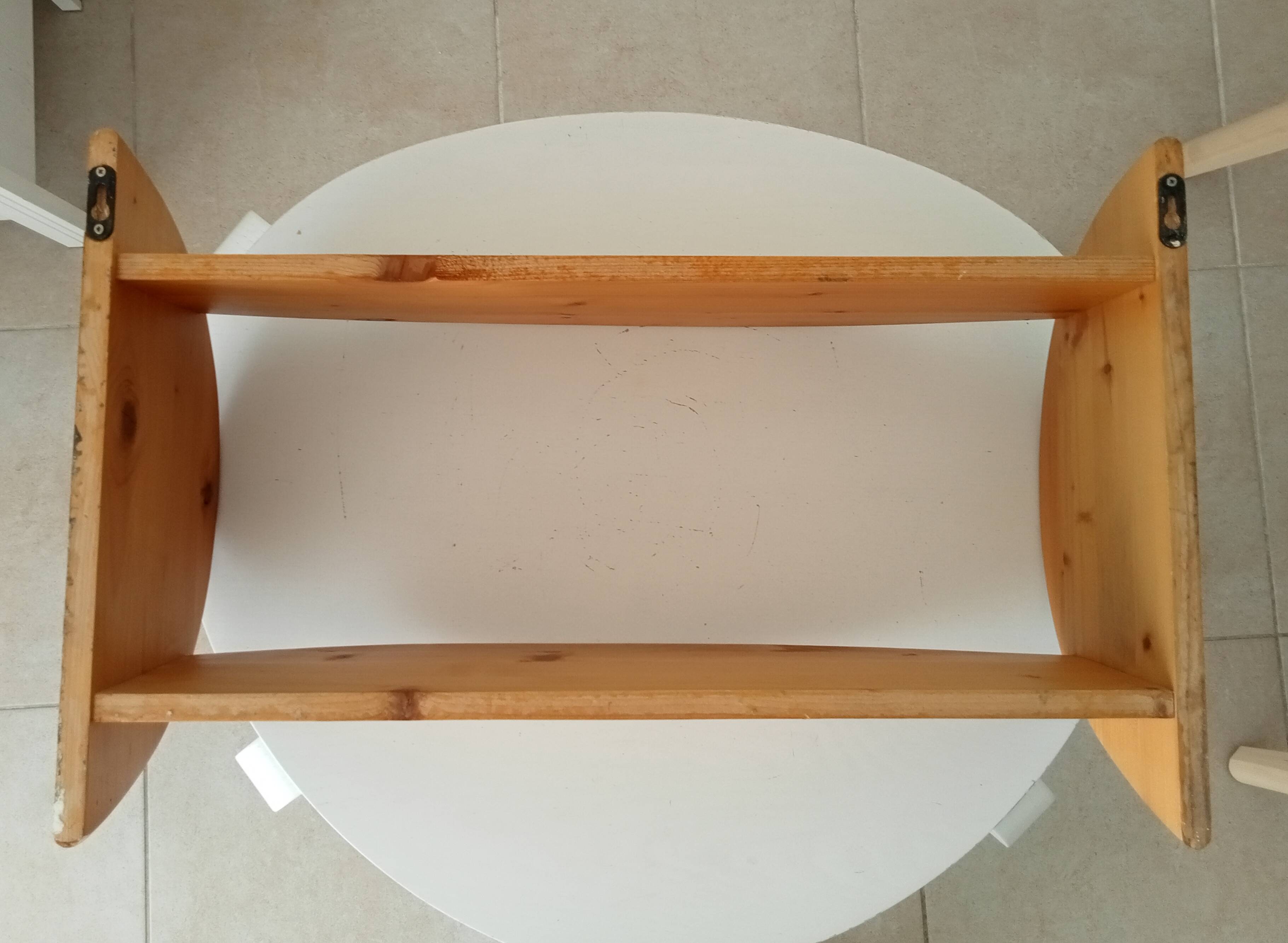 Vintage 90s pine wall shelf