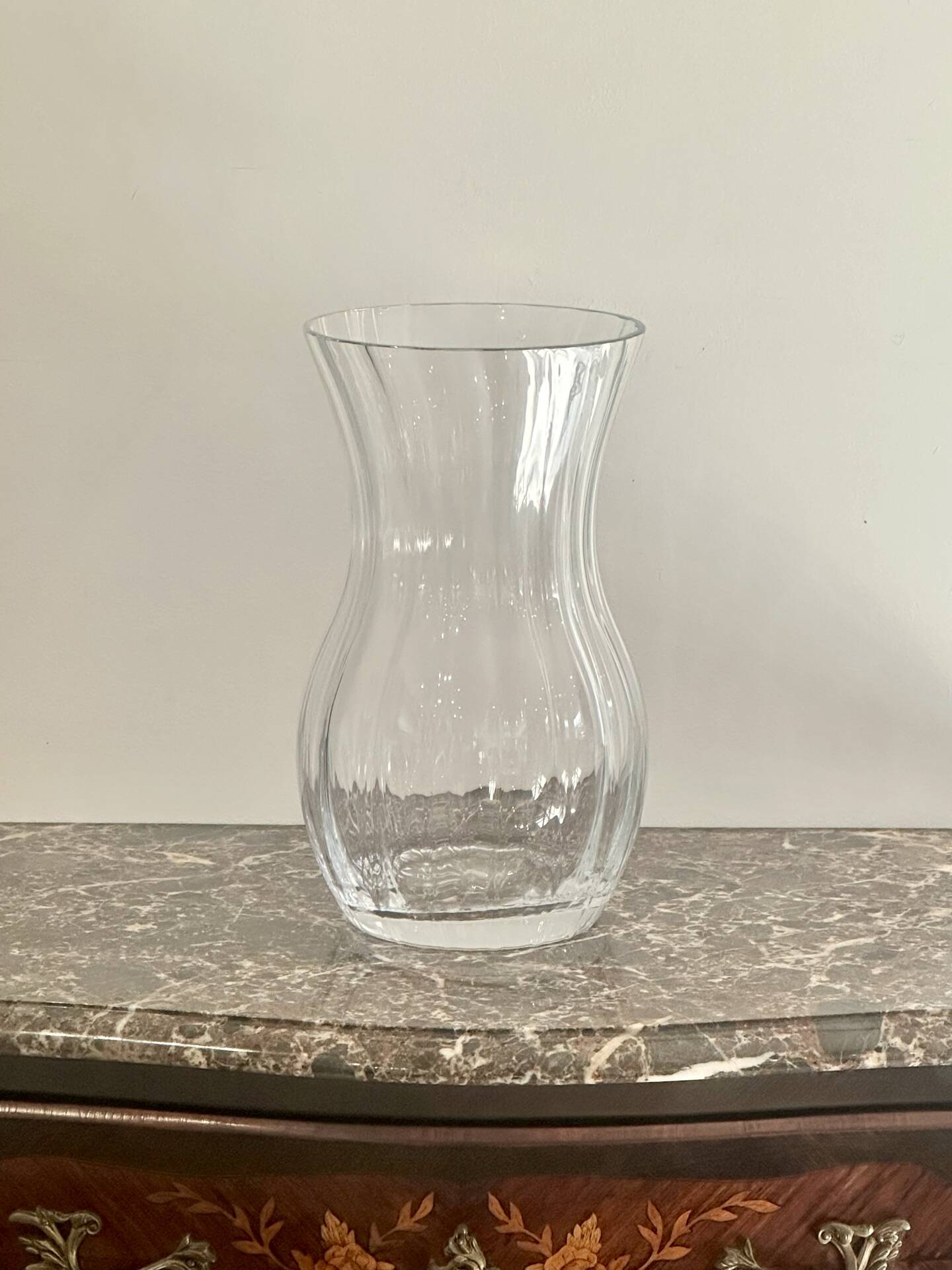 Large baluster vase in fluted crystal from the Daume house, France.