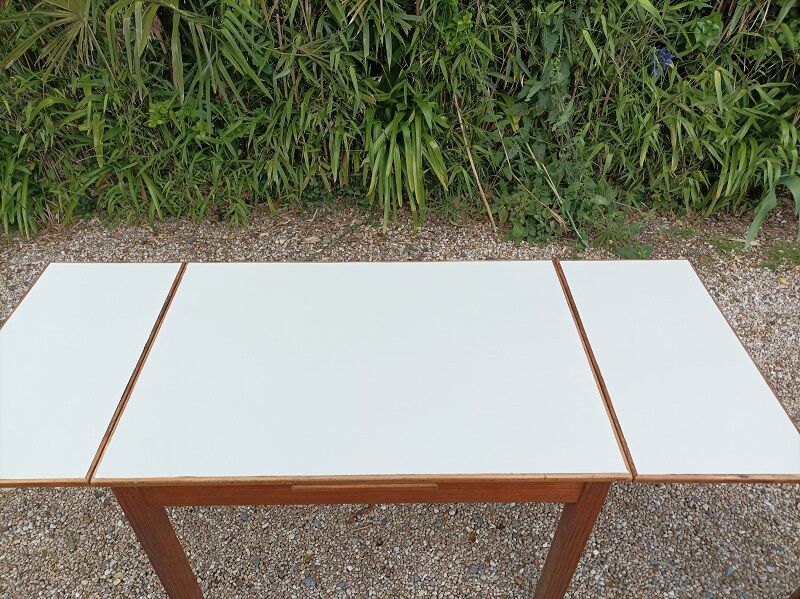 Table en bois massif