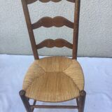 4 mulched country chairs