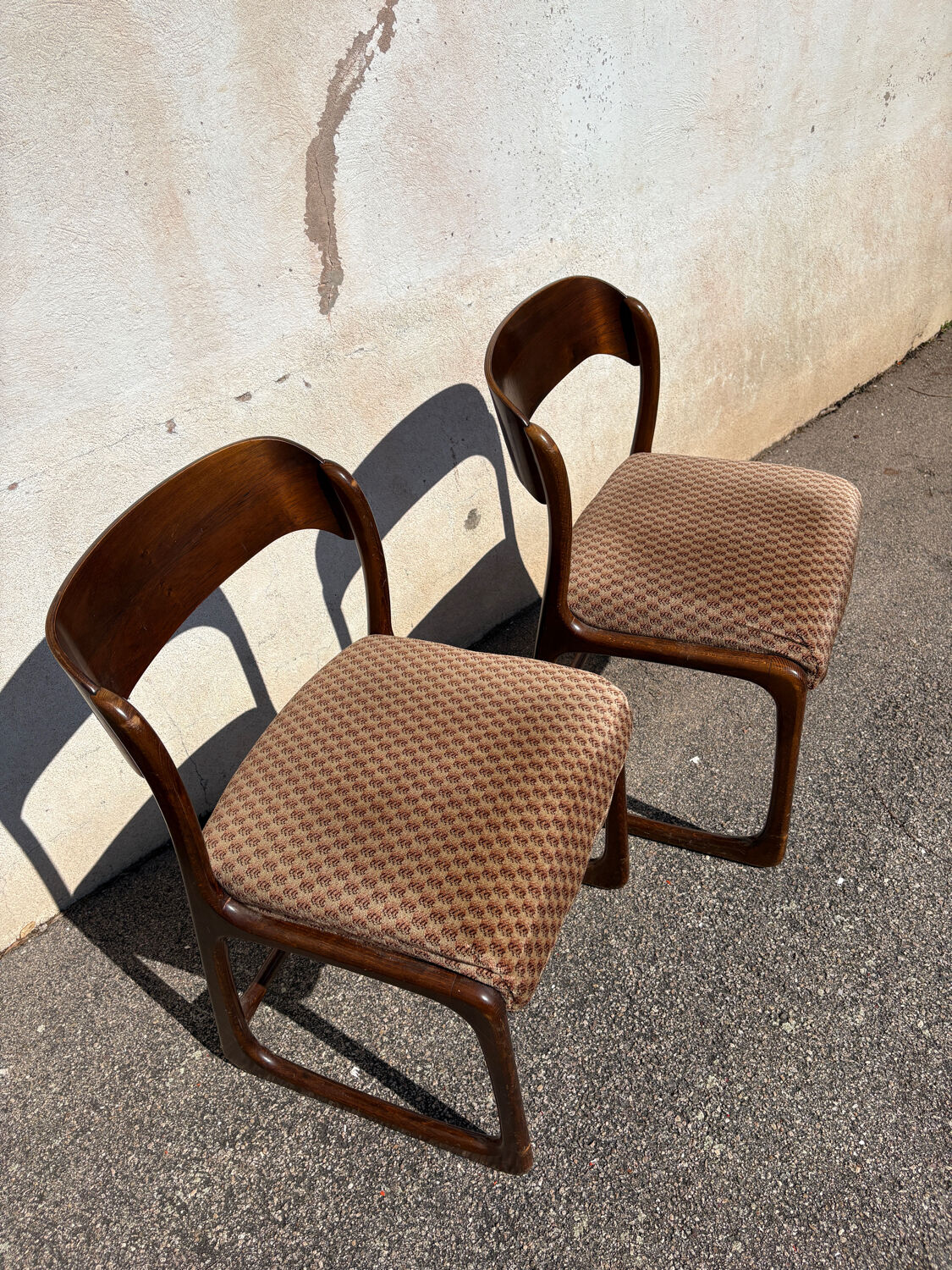 Sled chair duo