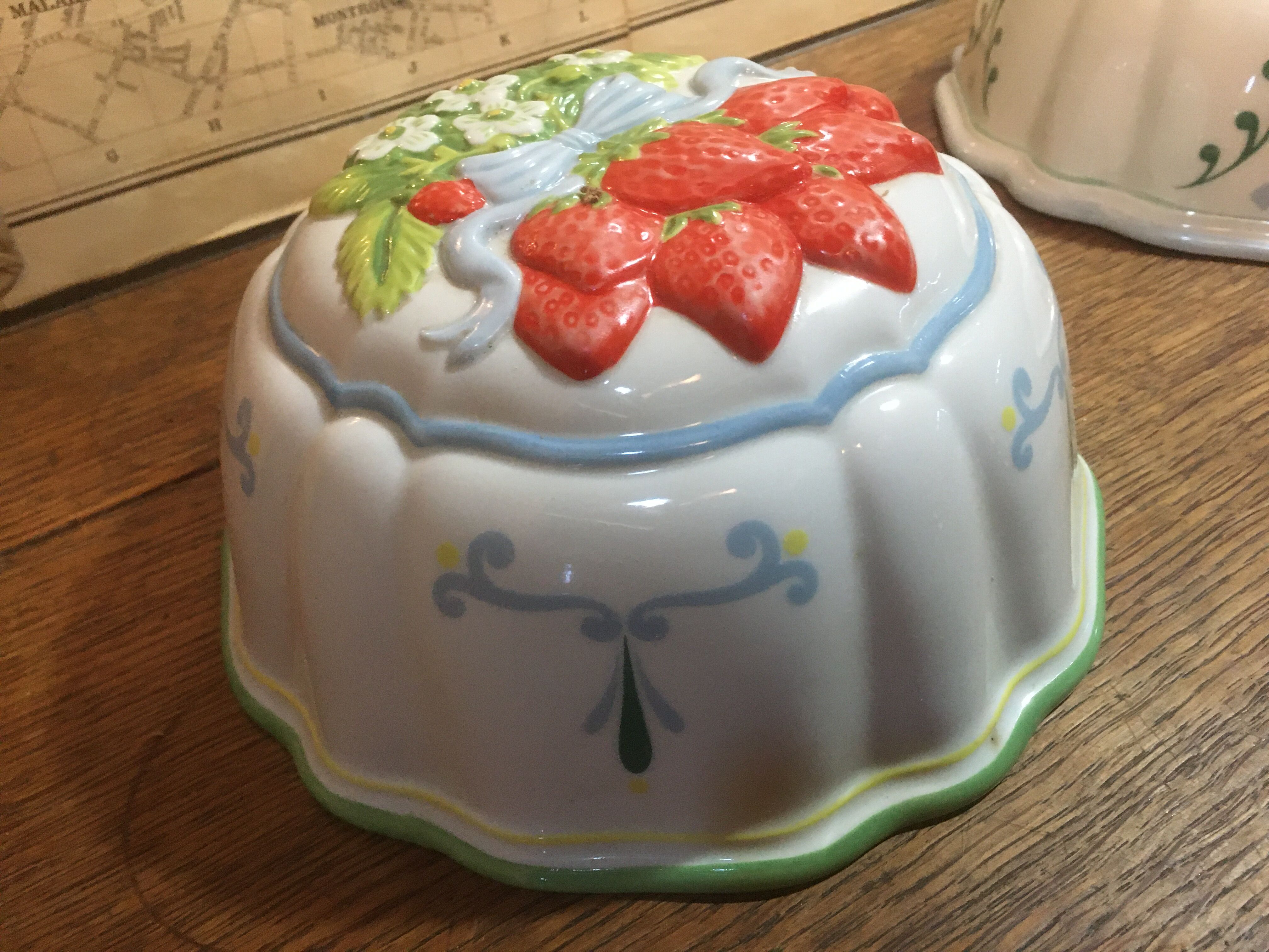 Decorative jelly mold