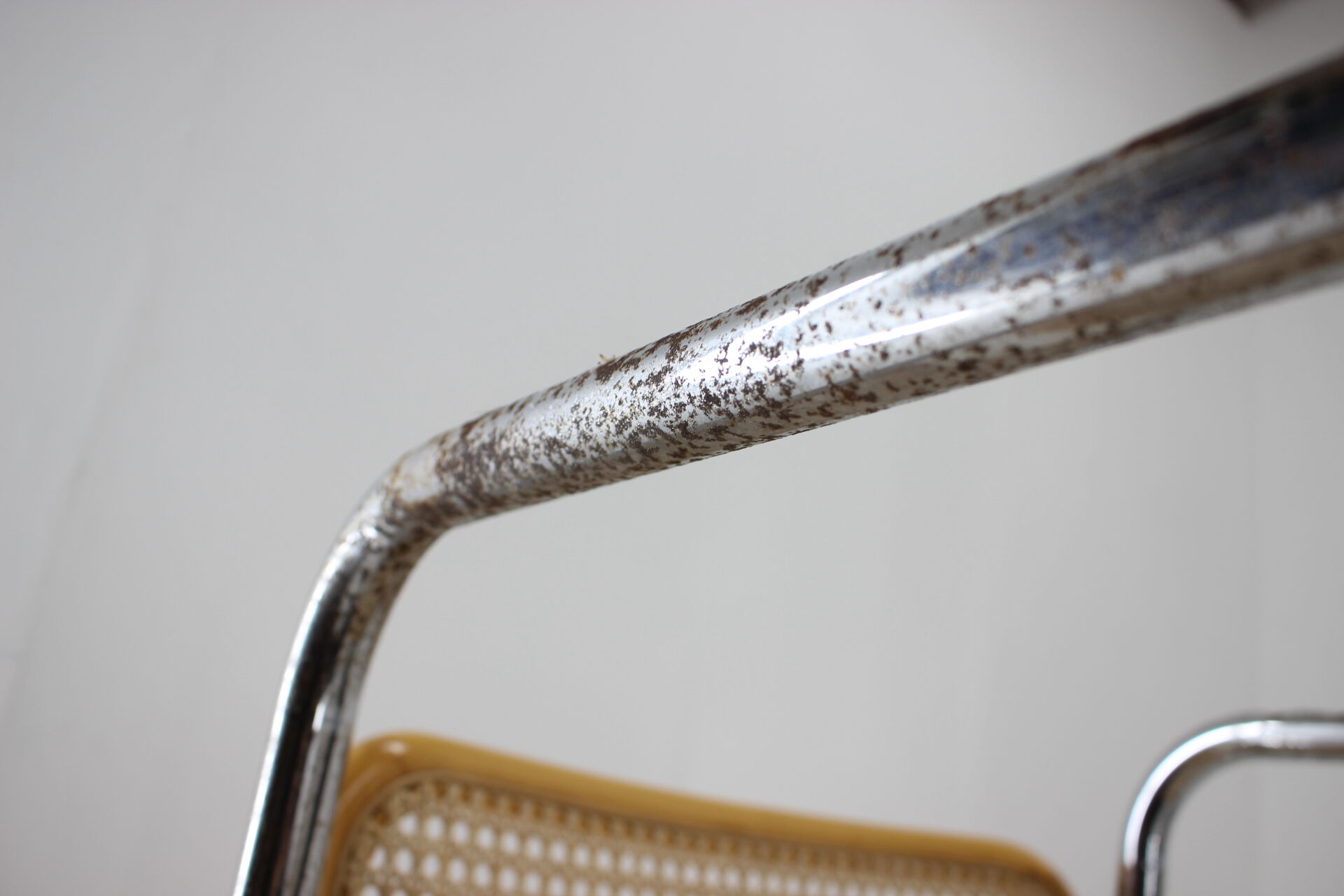 Set of six chrome plated and wood italian dining chairs by Breuer, 1970s