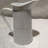 Porcelain milk pot