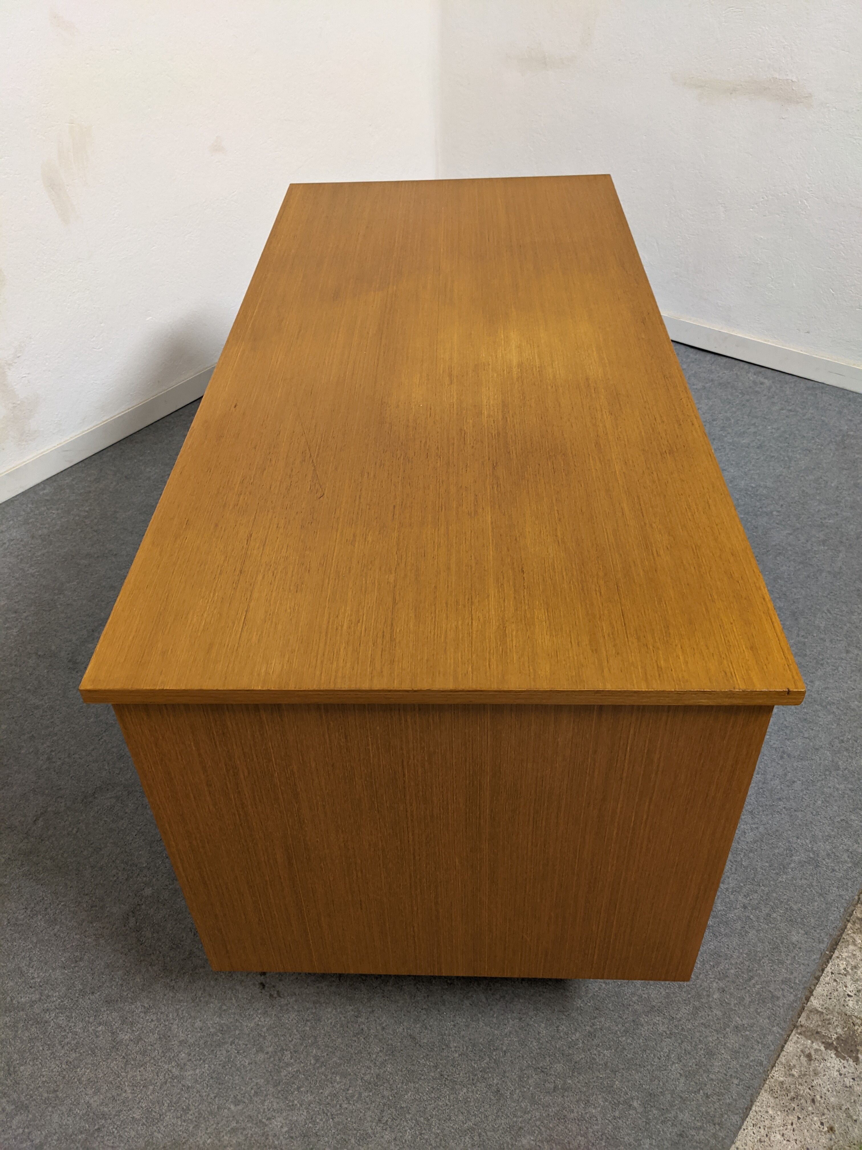 Office of the 50s/60s