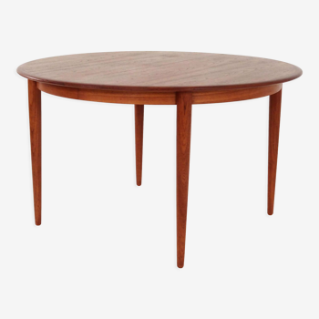 Round folding table, 1970s design