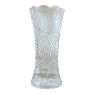 Vase en verre ciselé