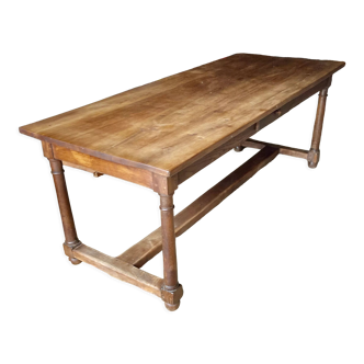 Farmhouse table