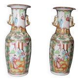 Paire de vases de Canton en Porcelaine, Chine vers 1900