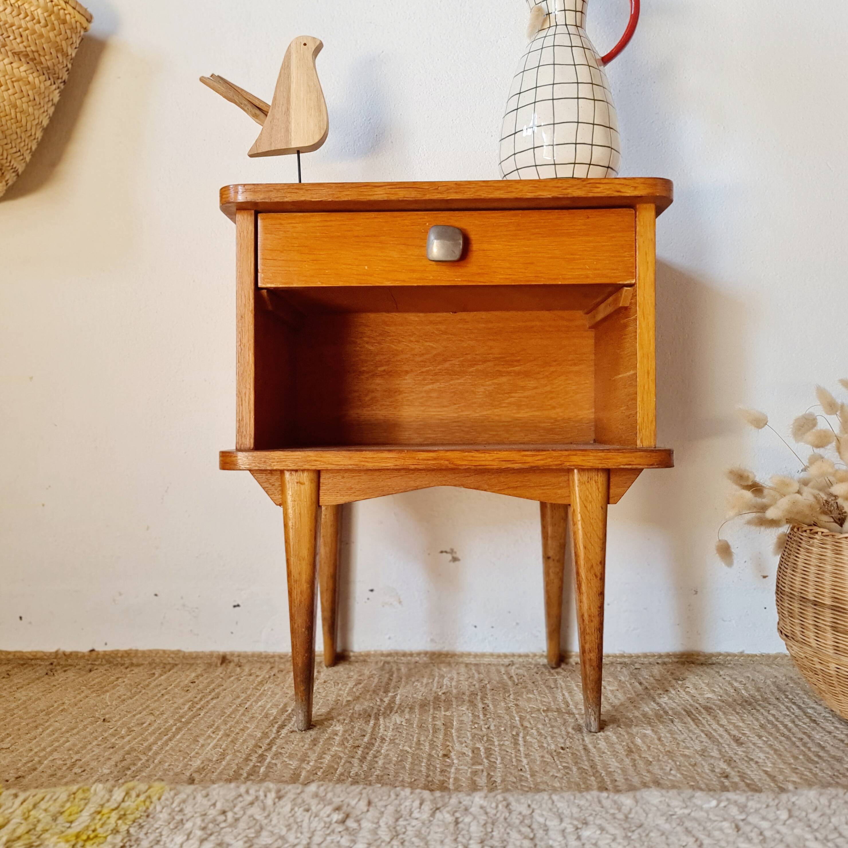 Small vintage Scandinavian bedside table – Mid-Century Design