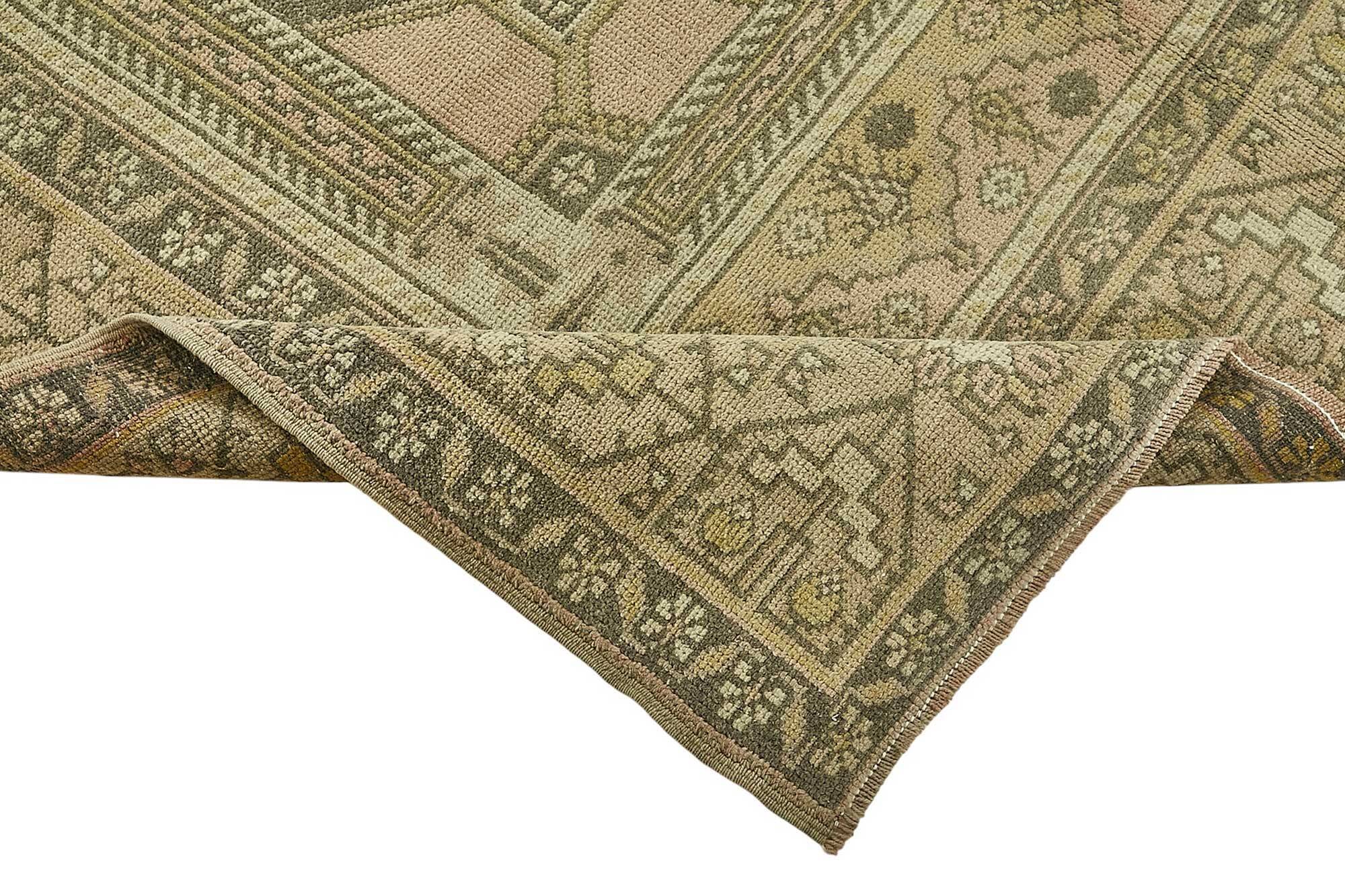 Turkish Vintage Anatolian Rug 154 cm x 278 cm