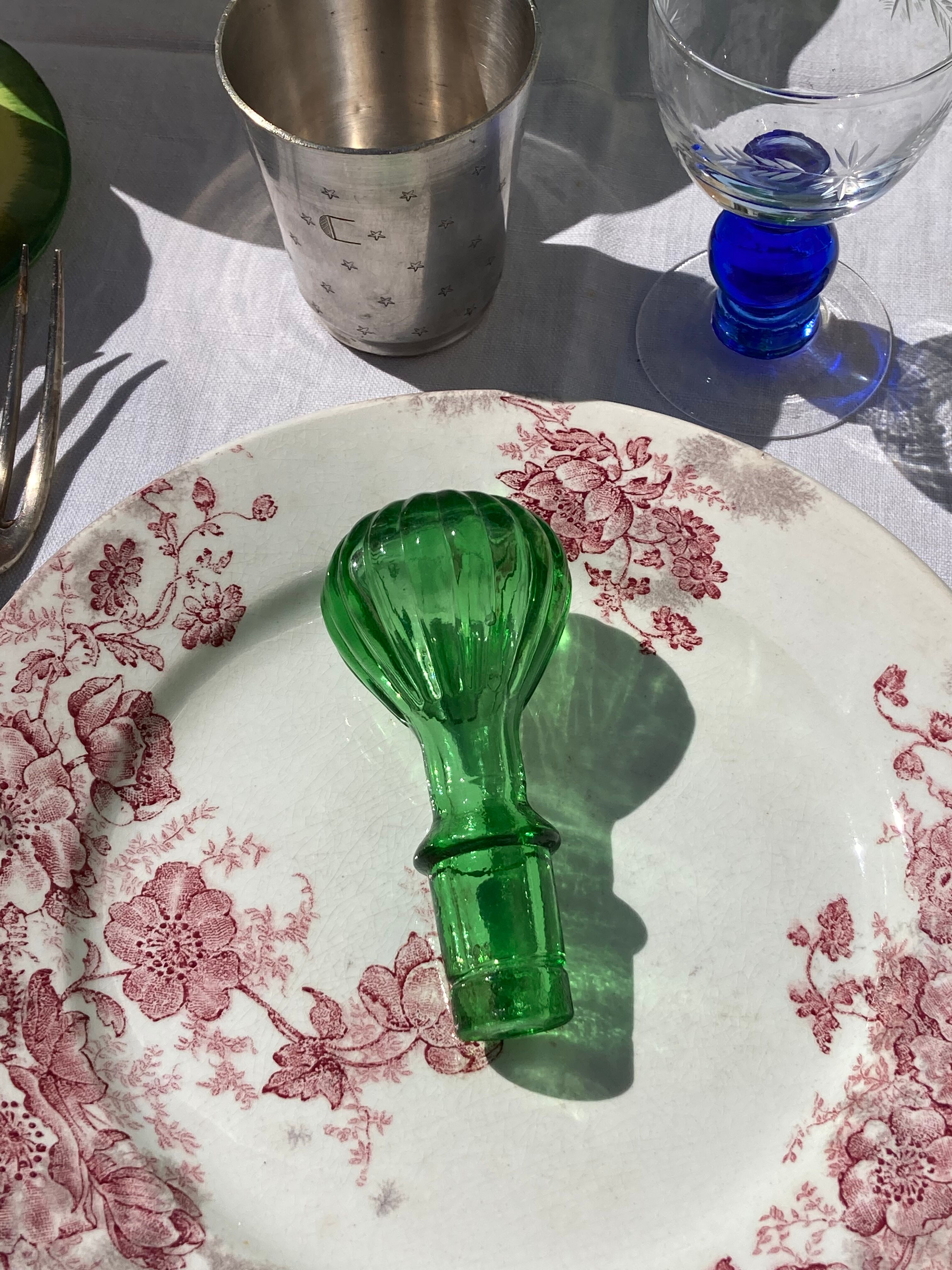 Green tarmac glass decanter with cap