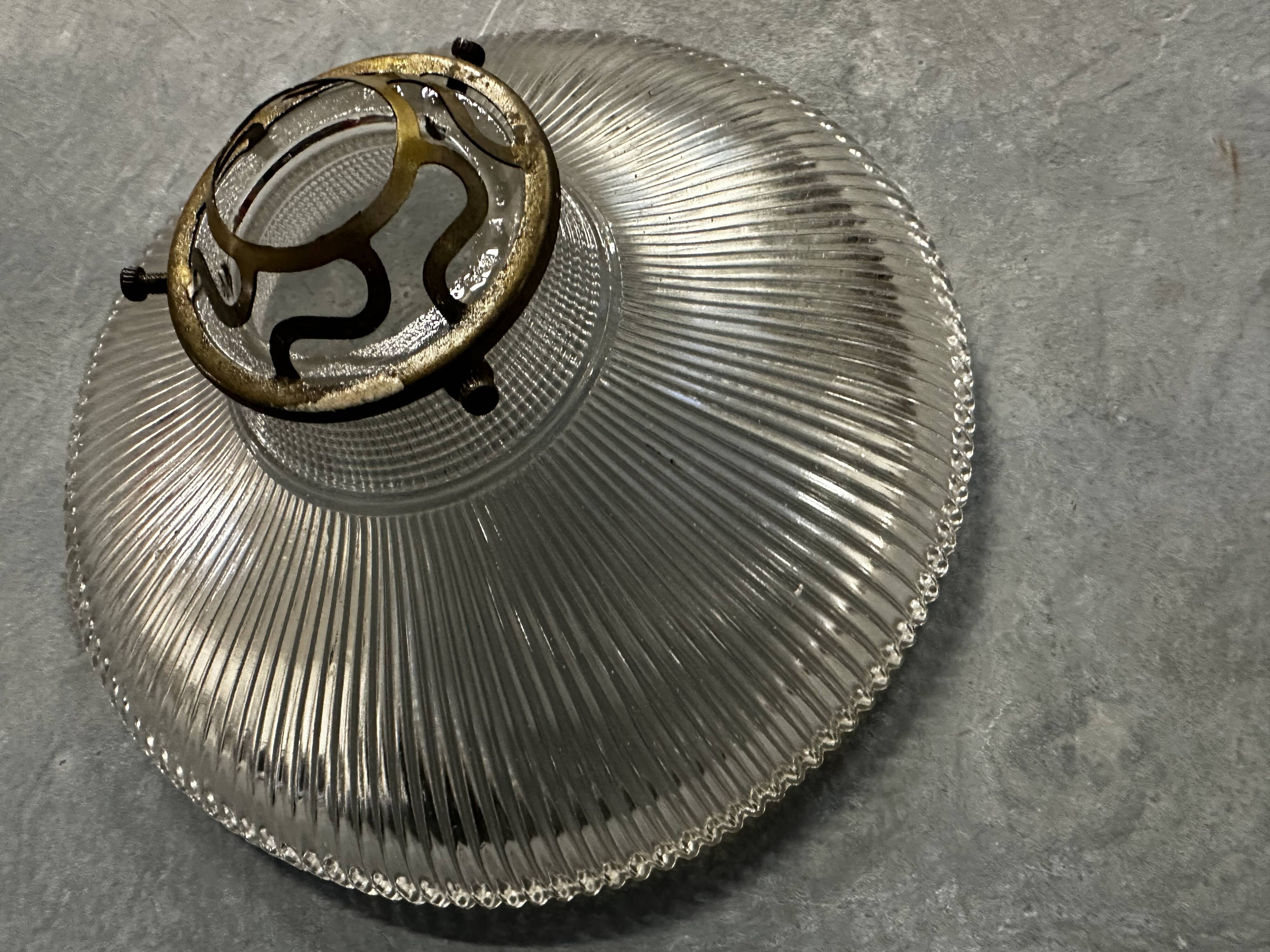 Suspension in holophane striated glass and brass support - art-deco period