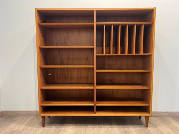 Splendide meuble bibliothèque scandinave en teck Danemark