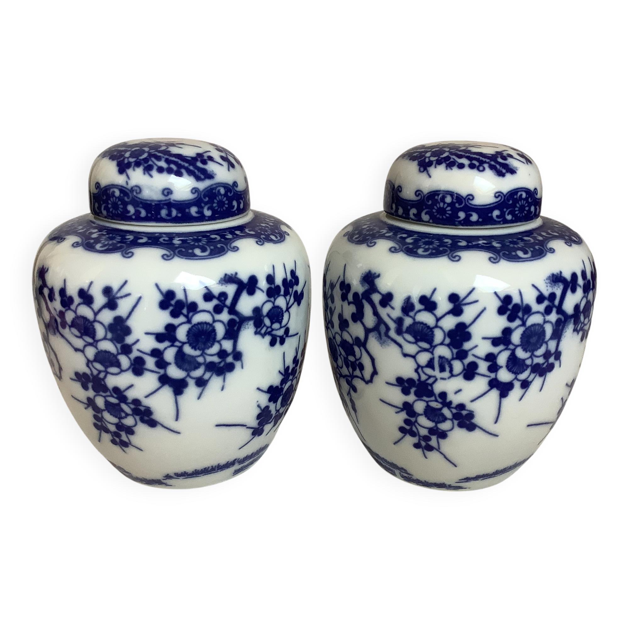 Paire de vases fleurs bleues