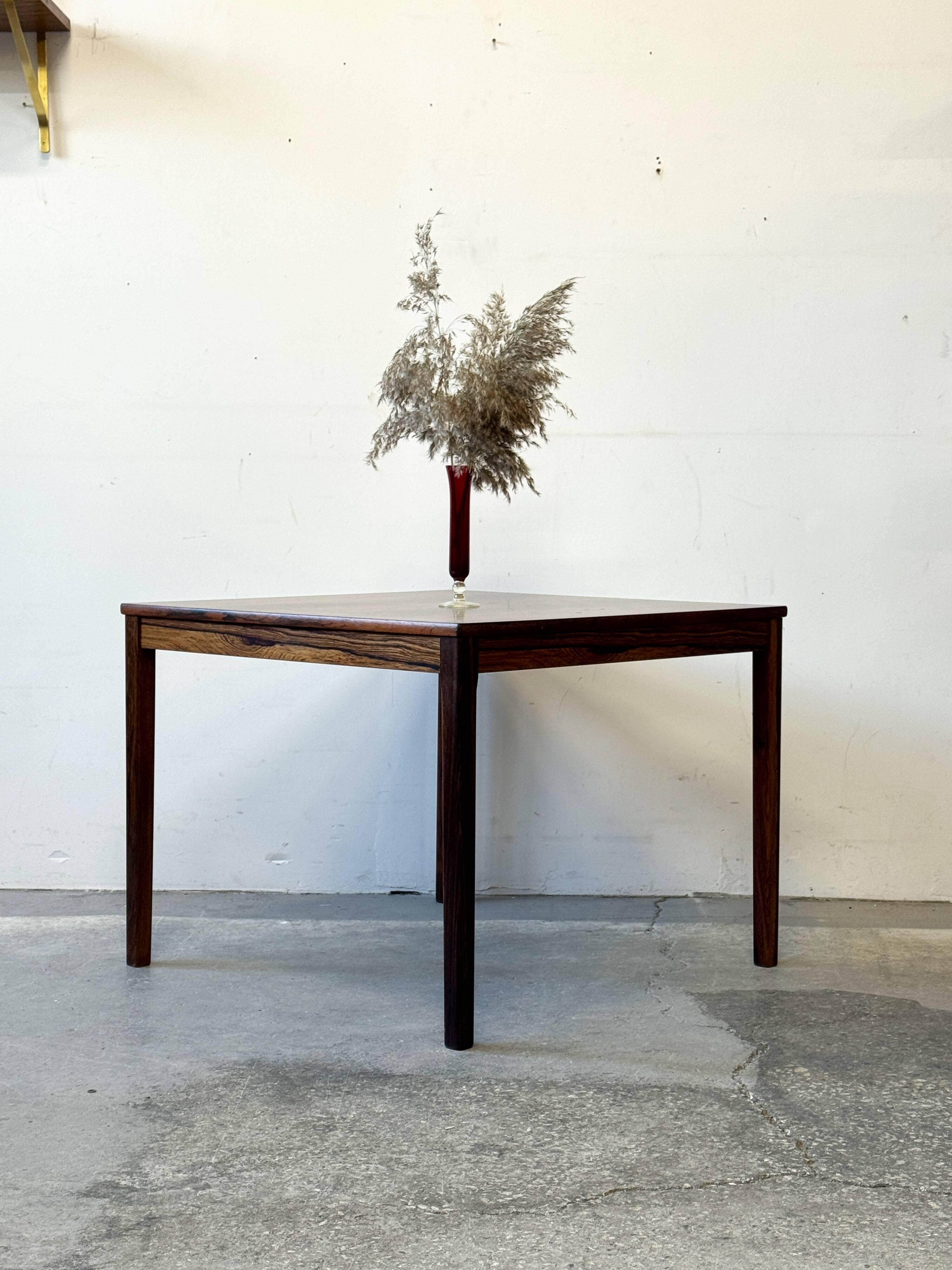 Rosewood Coffee Table, Denmark 1960s/1970s, VNTG, Mid-C Modern