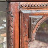 Small display cabinet to place in carved solid oak, 19th century.