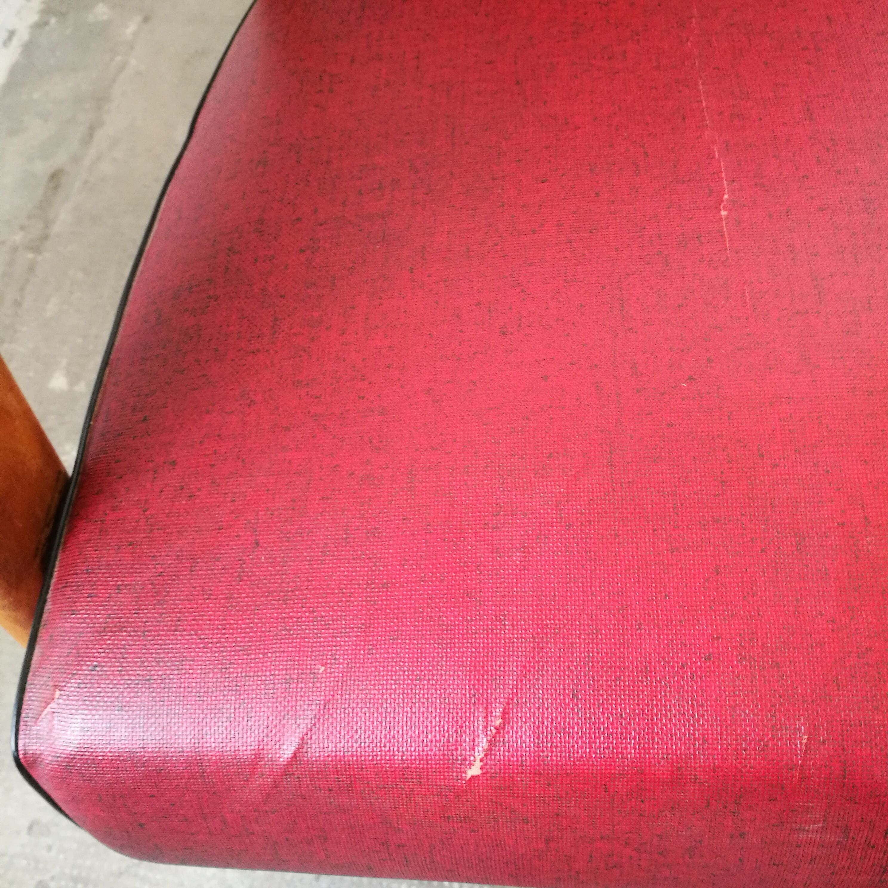 Vintage armchair base compass skaï red