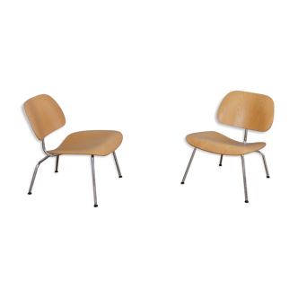 Pair of LCM chairs by Charles & Ray Eames, vitra edition