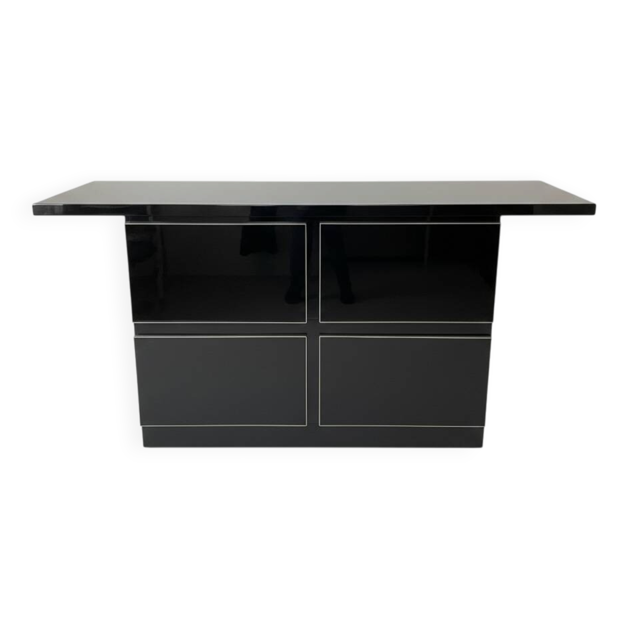 Black lacquered 4-drawer cabinet by David Lange with a lacquered top.