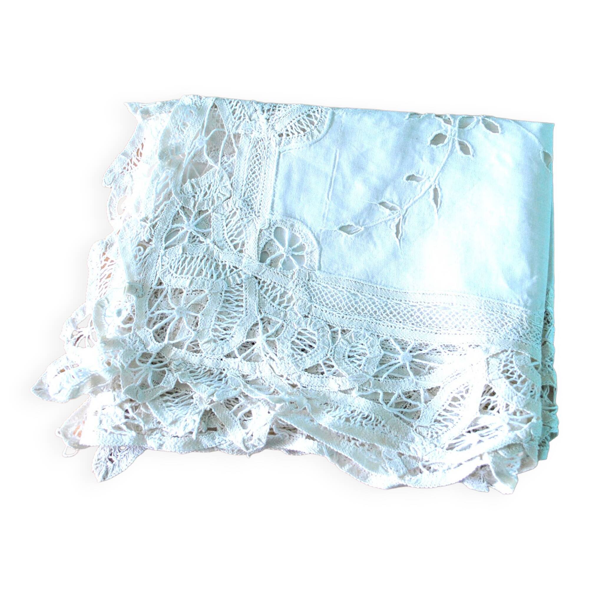 Vintage table runner lace tablecloth and openwork cotton embroidered 105x45 cm