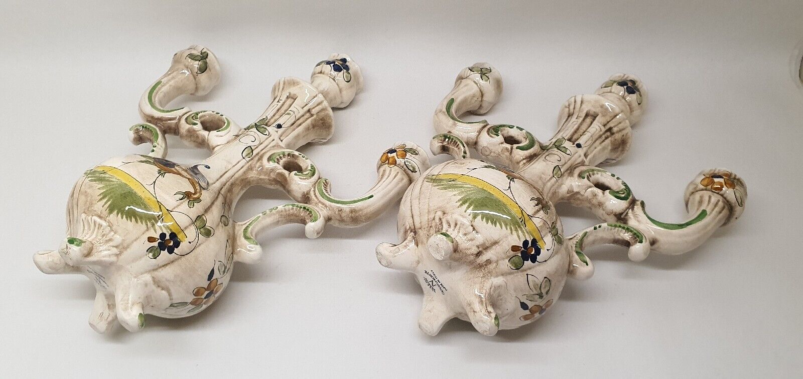 Pair of 2 candlesticks Capodimonte Italy style moustier