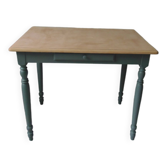 Table, bureau Piètement vert fumé, plateau bois.