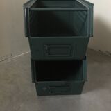 Metal beaked lockers