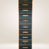 Notary desk with blue flaps, also known as a card index.