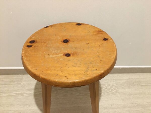 Tabouret rond en bois