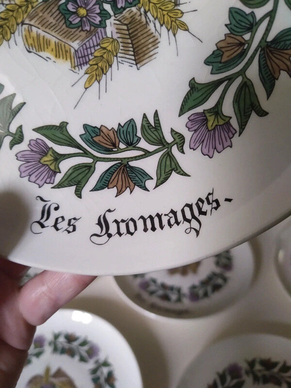 10 Gien cheese plates