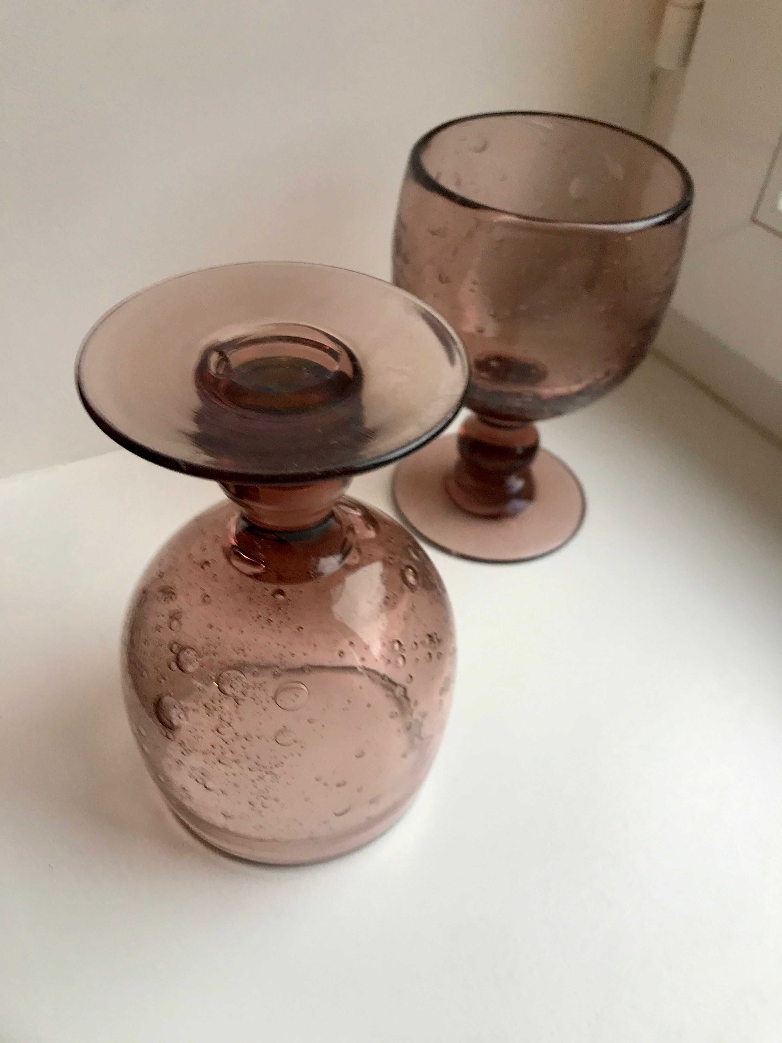 Set of 4 glasses with bubbled glass stems from biot violets 70s