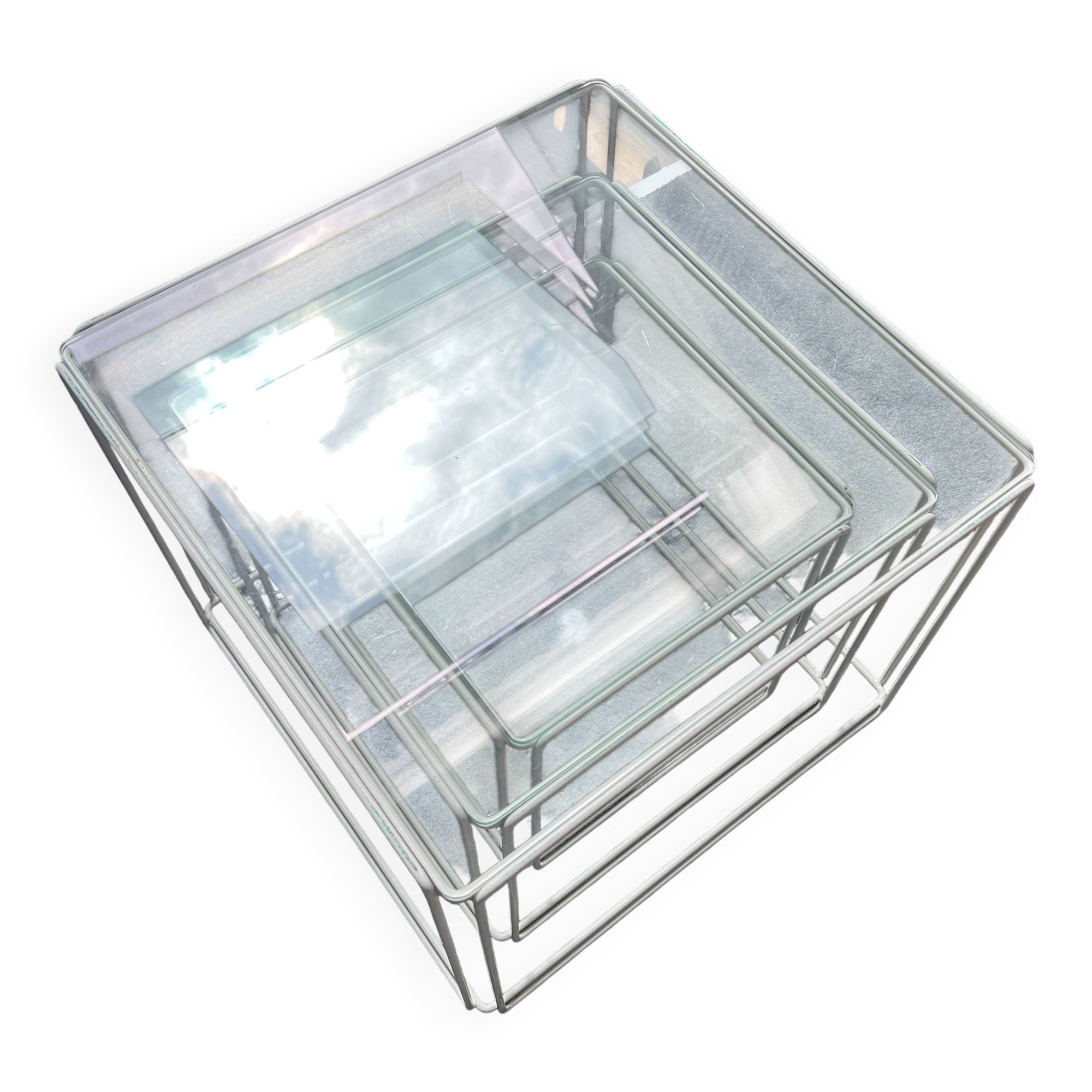3 nesting tables by Max Sauze for Isocèle – 1970s – white metal & glass