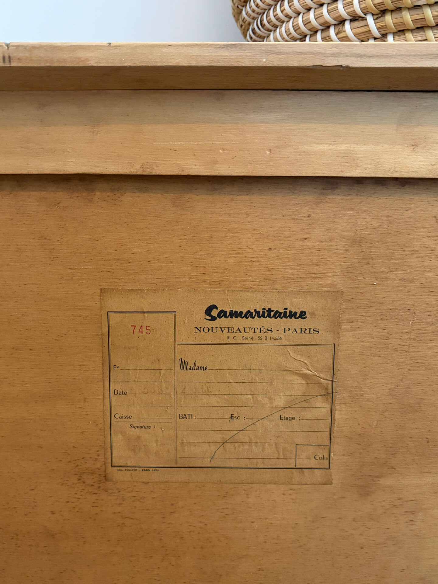 Vintage toy chest La Samaritaine