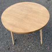 Table basse table d’appoint scandinave pieds compas rénovée en bois brut