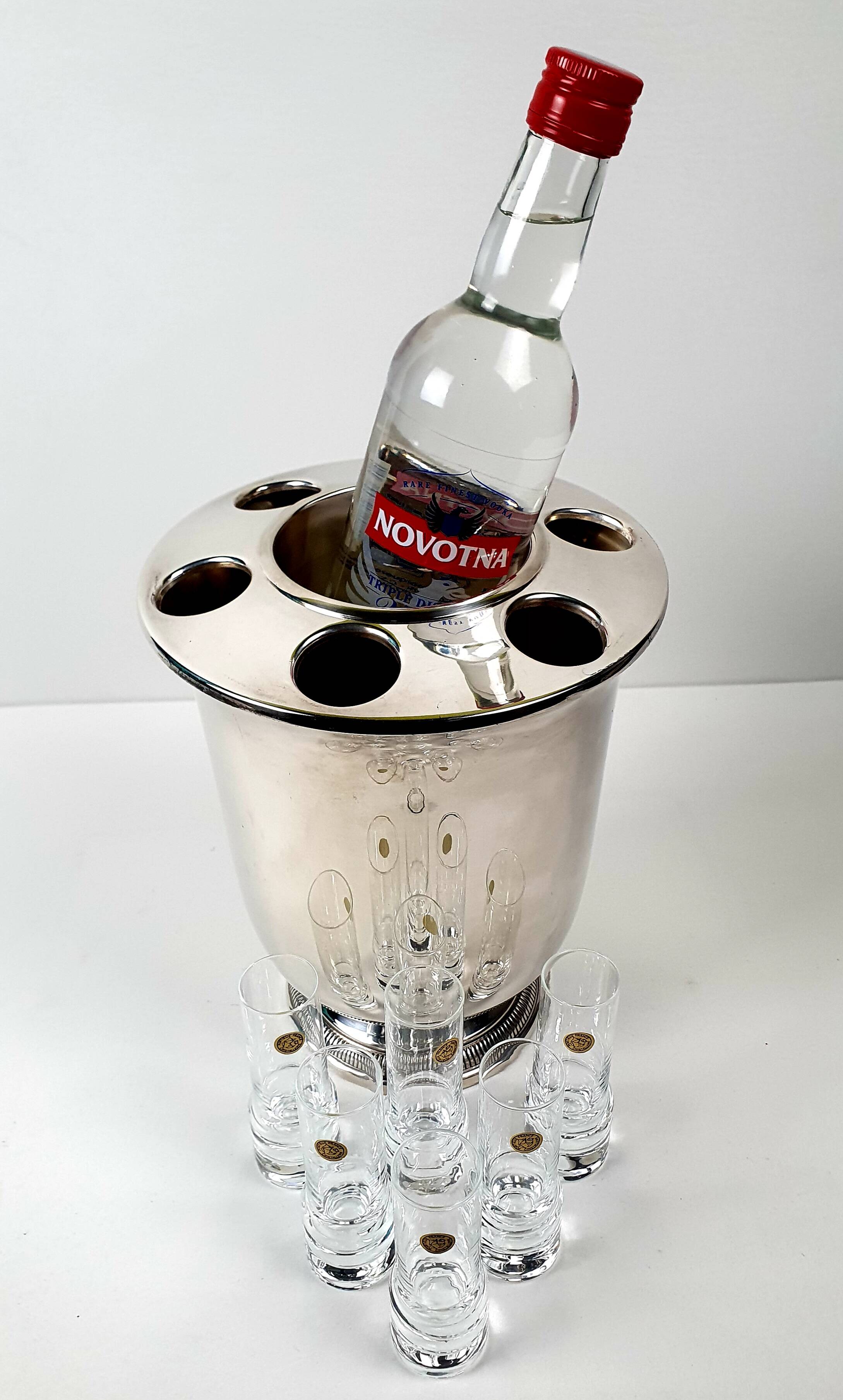 Vodka freshener with 6 glasses in Portieux crystal