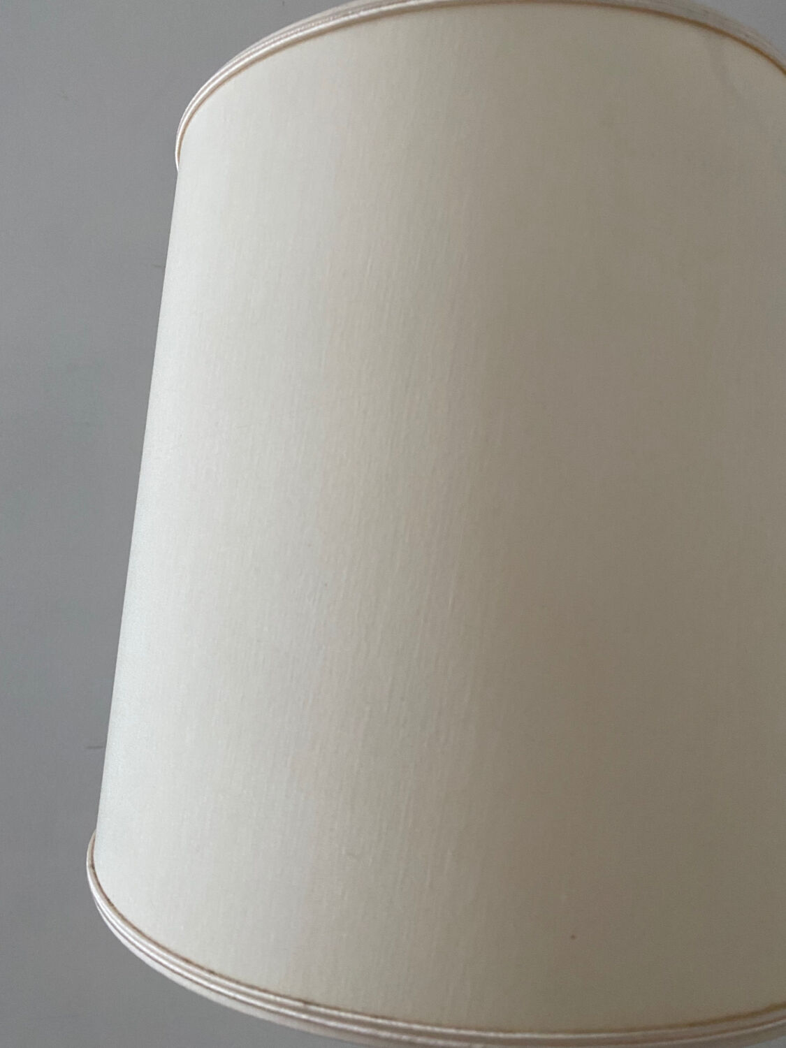 Vintage e-reader lamp from the 70s