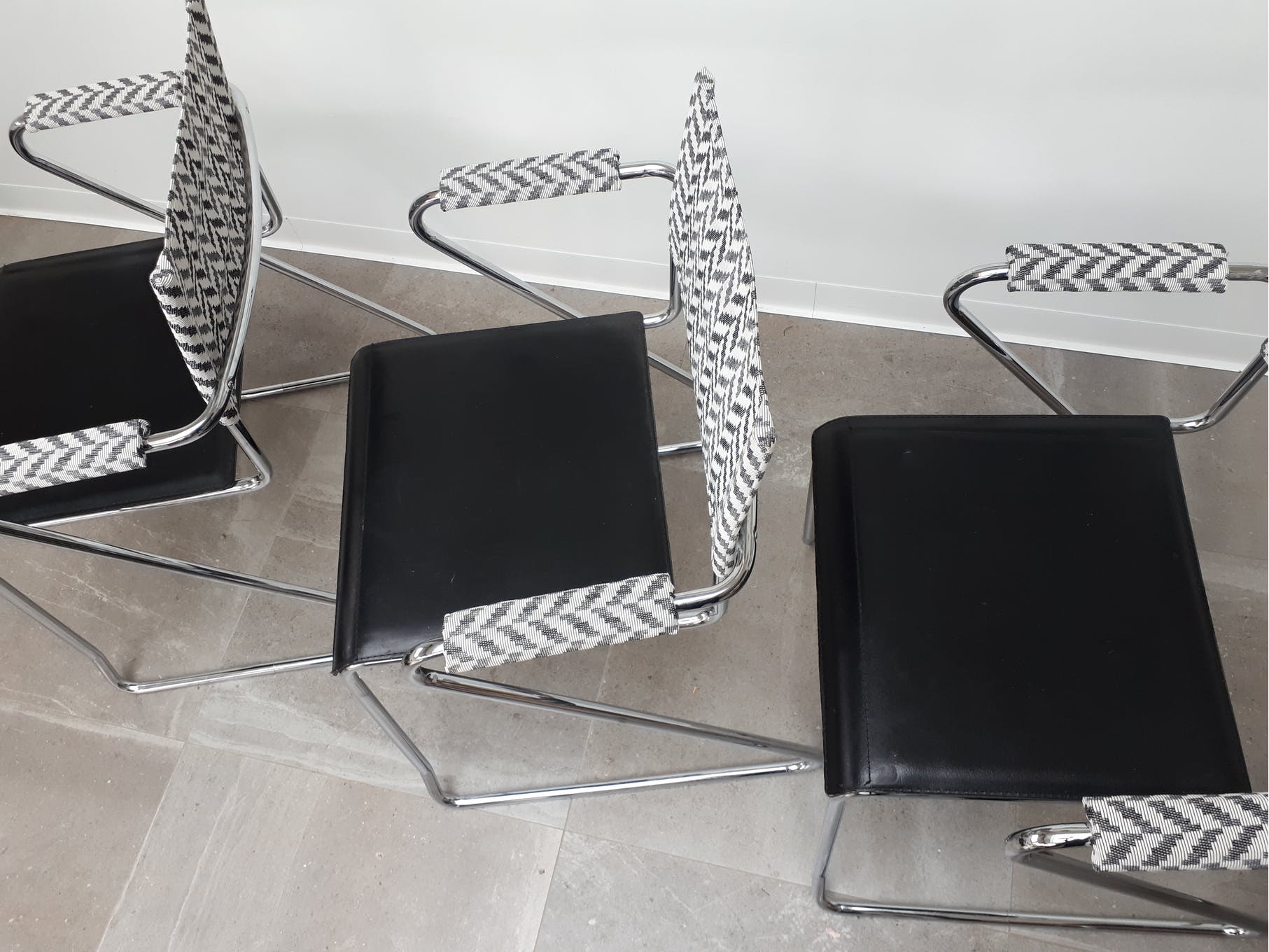 Set of 4 vintage chairs revisited