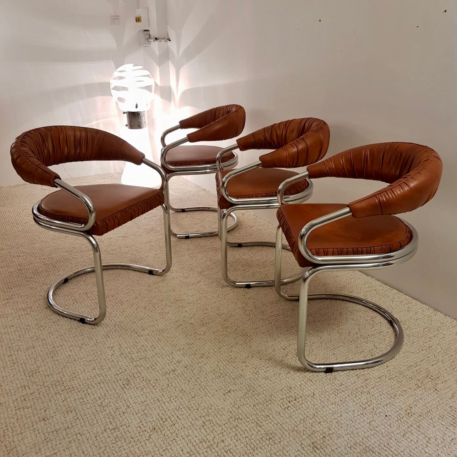 Set of 4 Giotto Stoppino chairs from the 1970s