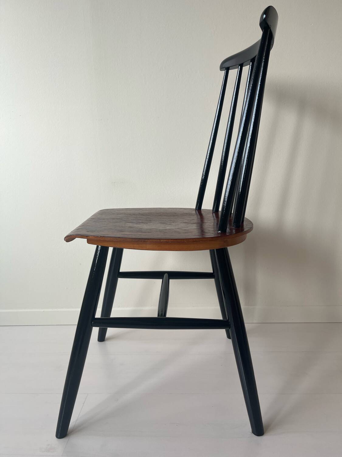 Chaise Tapiovaara Ilmari