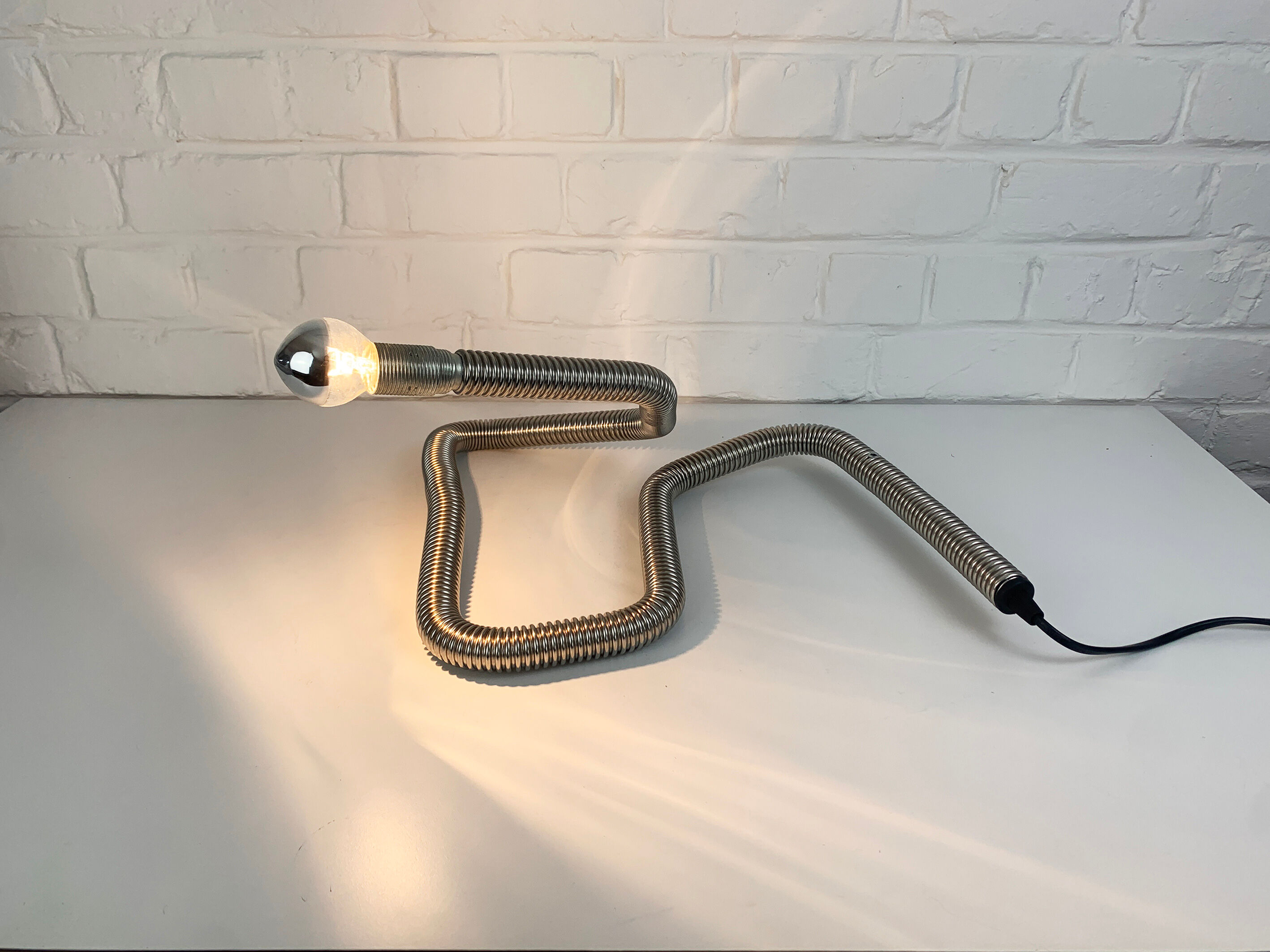 Table lamp snake minimalist flexible tube cobra chromed metal