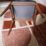 2 Scandinavian chairs