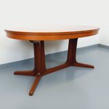 Table à manger ovale extensible en orme par Baumann, années 60-70