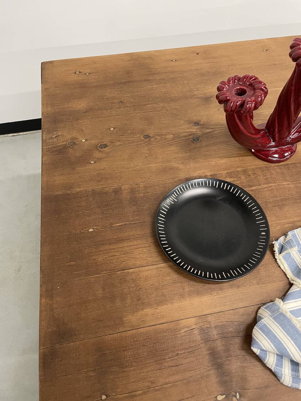 Pine farmhouse table 160 x 110 cm