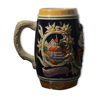 Tasse de bière allemande vintage