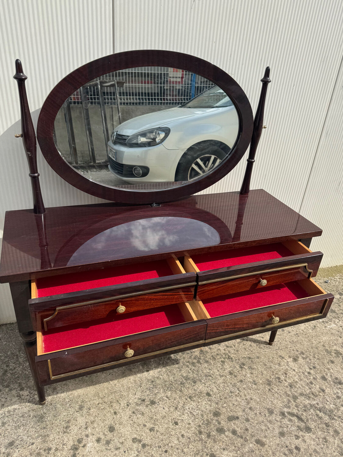 Vintage mahogany dresser