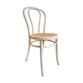 Chaise bistrot en bois blanc et cannage