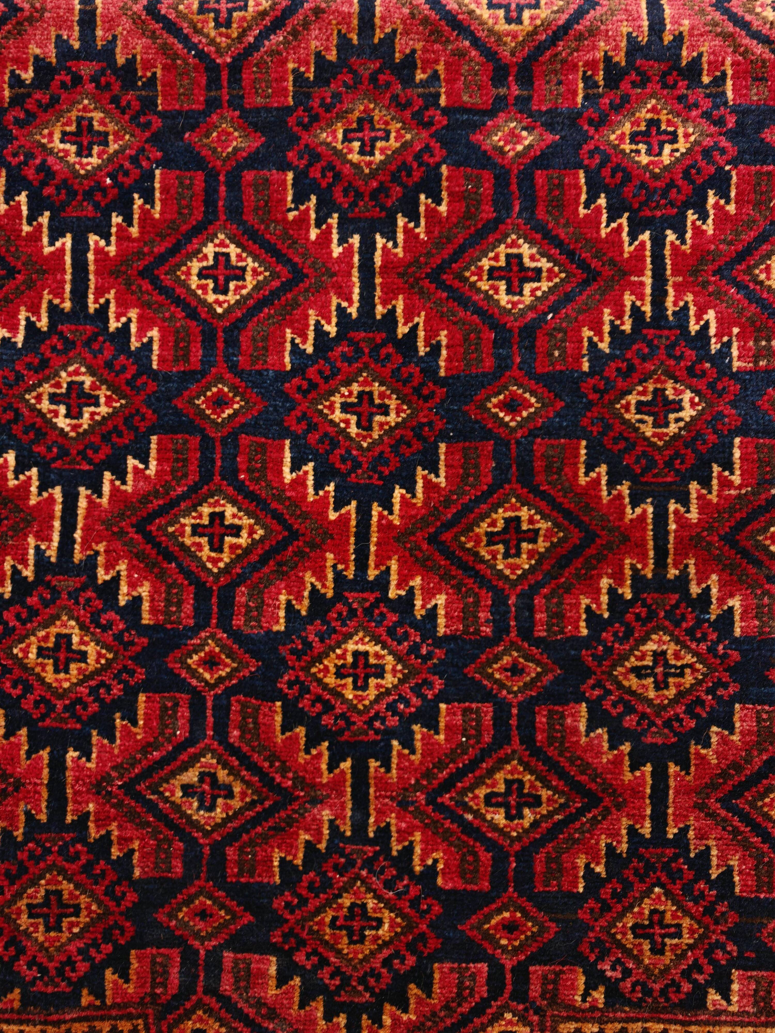 Vintage Baluch prayer rug in wool, Afghanistan 1940s.