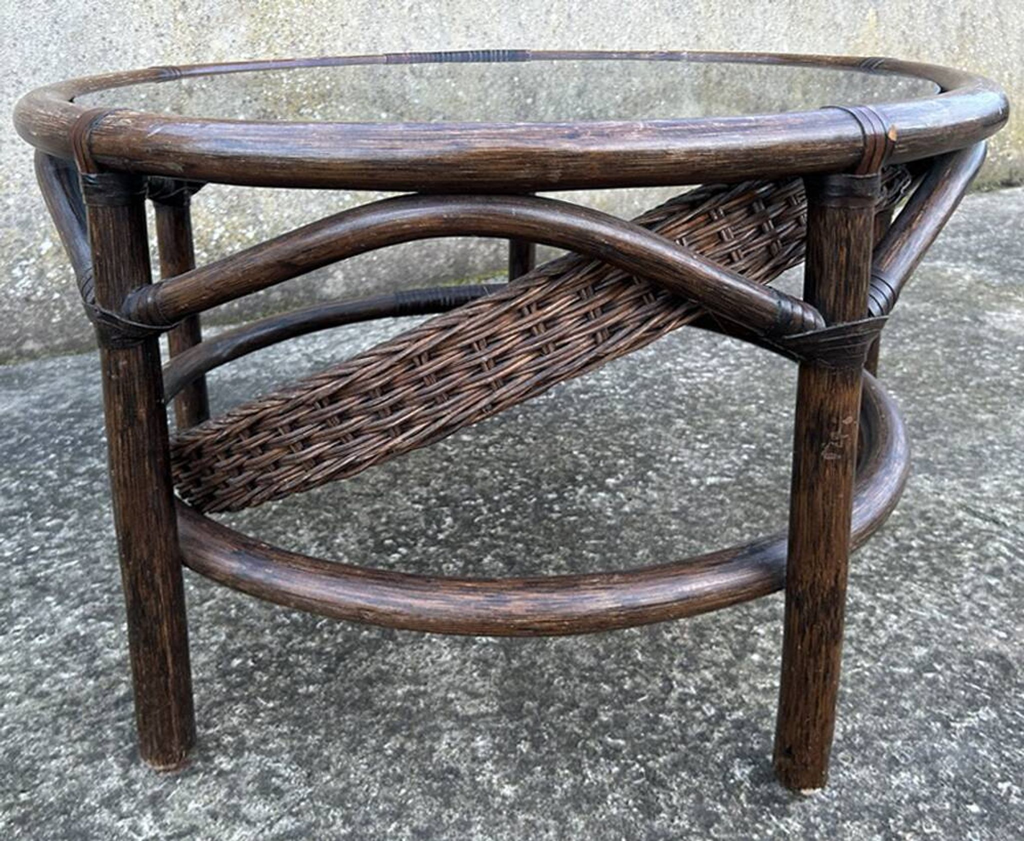Round rattan and bamboo coffee table, vintage 1960