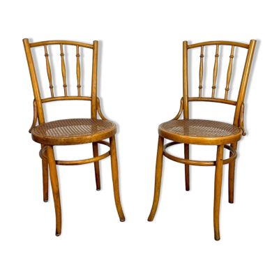 Paire de chaises bistrot cannées Mundus Ungvar Ungarn 1900